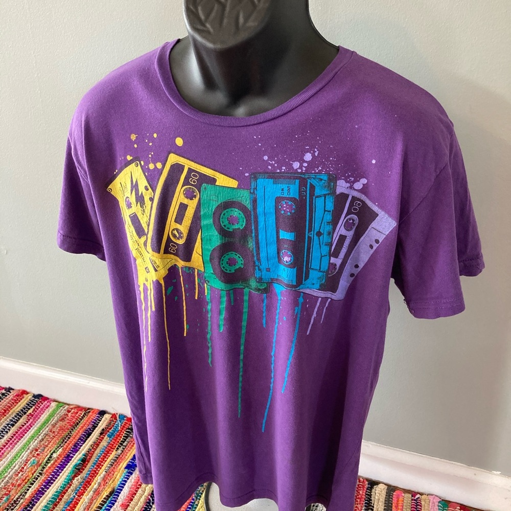 Graffiti Melting Cassette Tape Shirt Purple Large - Picture 2 of 6
